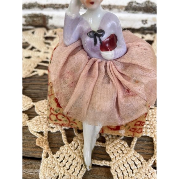 Antique Bathing Beauty Type Pincushion Half Doll Legs Out On A CHair - Picture 6 of 12